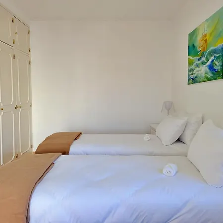 Mbird Rosario Lay-z Family House بيت للعطل *