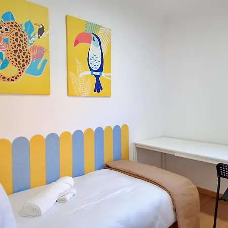 Mbird Rosario Lay-z Family House *