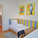 Σπίτι διακοπών Mbird Rosario Lay-z Family House