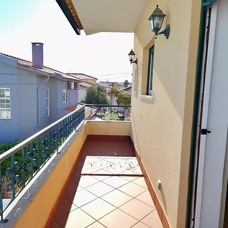 Mbird Rosario Family House