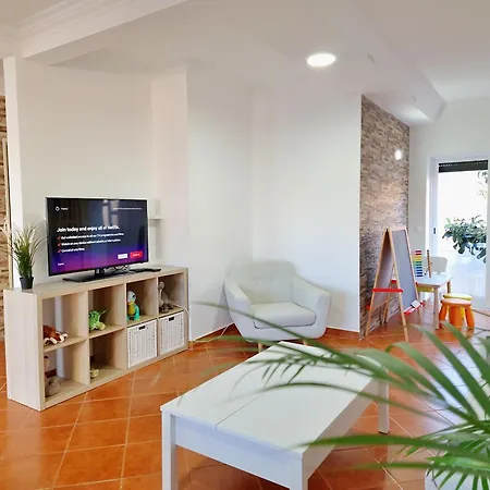 Mbird Rosario Lay-z Family House Vakantiehuis