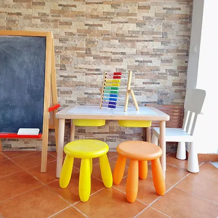 Mbird Rosario Lay-z Family House Vakantiehuis *