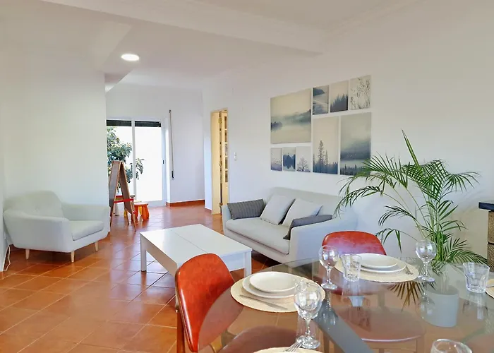 Mbird Rosario Lay-z Family House Cascais