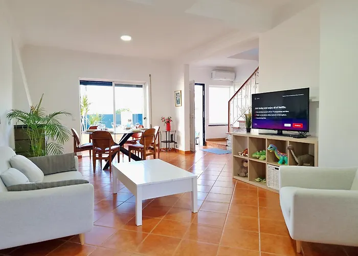 Mbird Rosario Lay-z Family House Dom wakacyjny